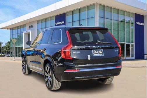 2025 Volvo XC90 B6 Plus 7-Seater
