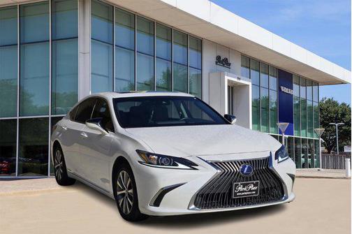 2020 Lexus ES 300h Base