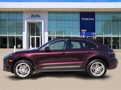 2024 Porsche Macan AWD