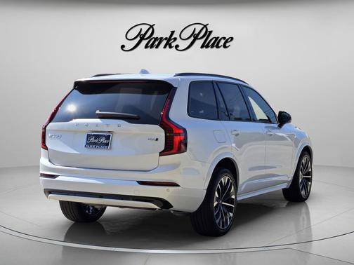 Crystal White Pearl 2026 Volvo XC90 Ultra Dark Theme, B6 AWD Gas (mild hybrid), Gasoline, 7 Seats