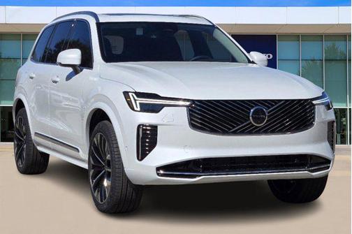 2025 Volvo XC90 B5 Plus 7-Seater