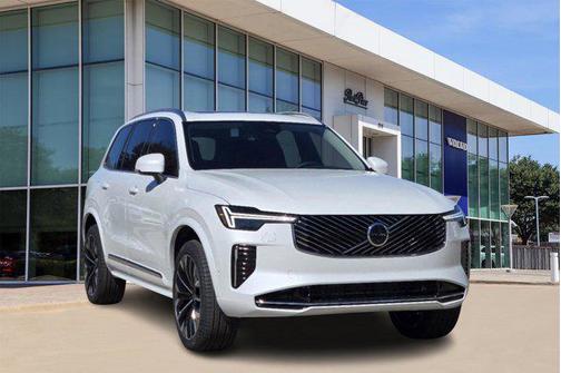 2025 Volvo XC90 B5 Plus 7-Seater
