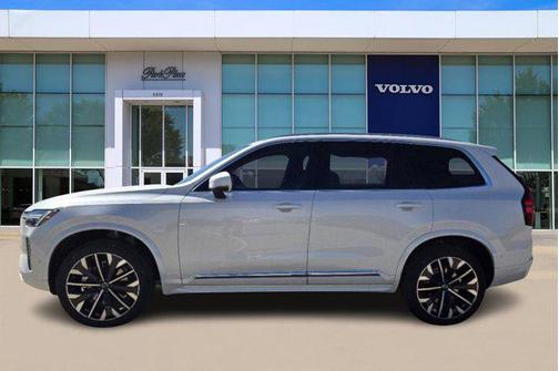 2025 Volvo XC90 B5 Plus 7-Seater
