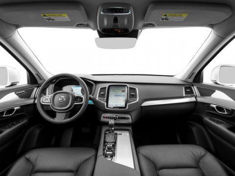 2018 Volvo XC90 T6 Momentum