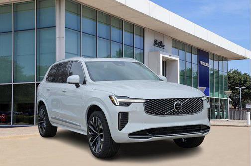 2025 Volvo XC90 B5 Plus 6-Seater