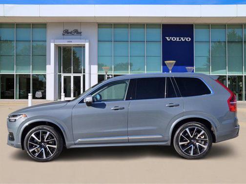 2023 Volvo XC90 B6 Plus 7-Seater