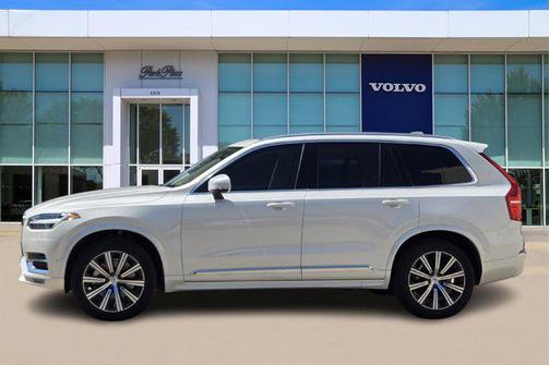 2025 Volvo XC90 B6 Plus 7-Seater