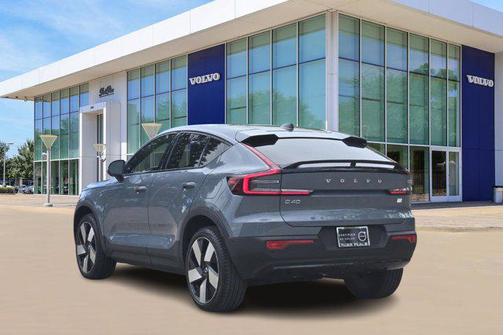 2023 Volvo C40 Recharge Pure Electric Twin Plus