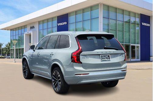 2025 Volvo XC90 Plug-In Hybrid T8 Ultra 7-Seater