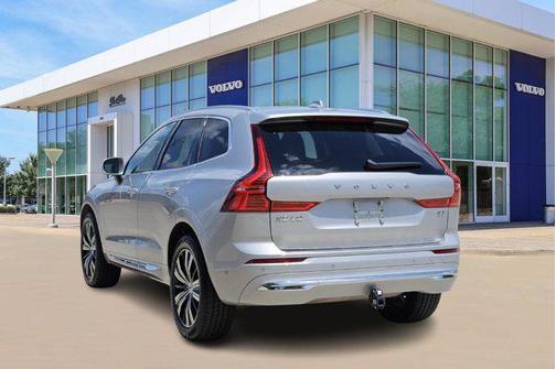2022 Volvo XC60 B5 Inscription