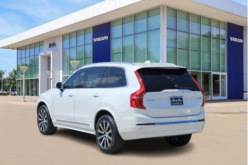 2025 Volvo XC90 B6 Plus 7-Seater
