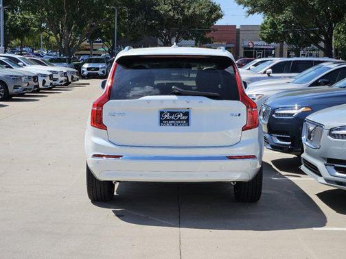2025 Volvo XC90 B6 Plus 7-Seater