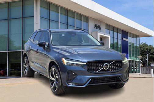 2025 Volvo XC60 B5 Ultra