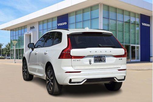2025 Volvo XC60 B5 Core