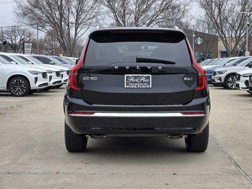 2025 Volvo XC90 B6 Ultra