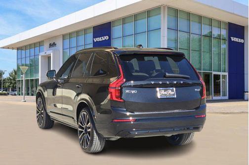 2026 Volvo XC90 B6 Ultra Dark Theme 7-Seater