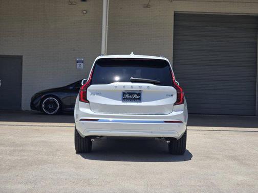 2025 Volvo XC90 B6 Plus 7-Seater