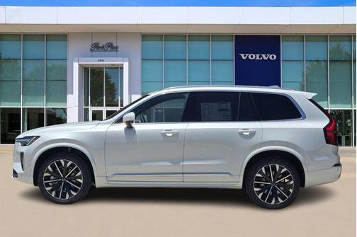 2025 Volvo XC90 B6 Plus 7-Seater