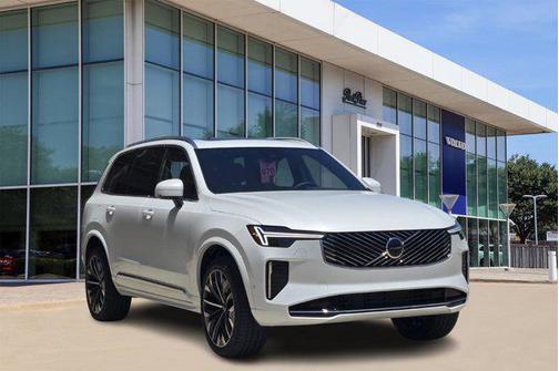 2025 Volvo XC90 B6 Plus 7-Seater
