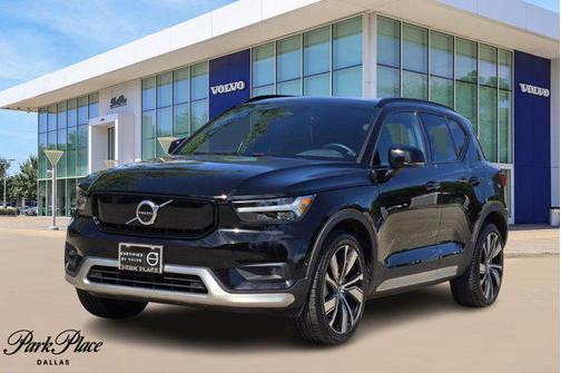 2022 Volvo XC40 Recharge Pure Electric P8 Twin Ultimate