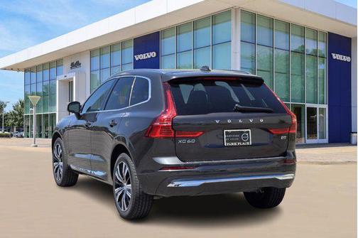2022 Volvo XC60 B5 Inscription