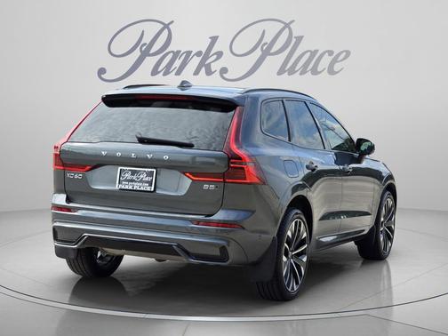 Forest Lake 2026 Volvo XC60 B5 Ultra