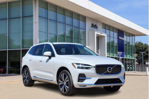 2023 Volvo XC60 B5 Plus Bright Theme