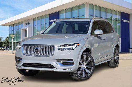 2025 Volvo XC90 B6 Plus 7-Seater