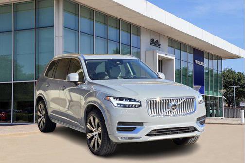 2025 Volvo XC90 B6 Plus 7-Seater