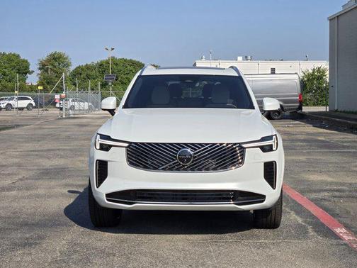 2026 Volvo XC90 B5 Plus 7-Seater