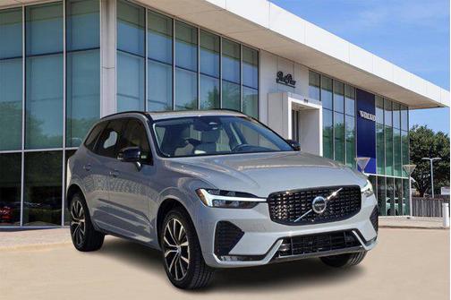 2025 Volvo XC60 B5 Plus