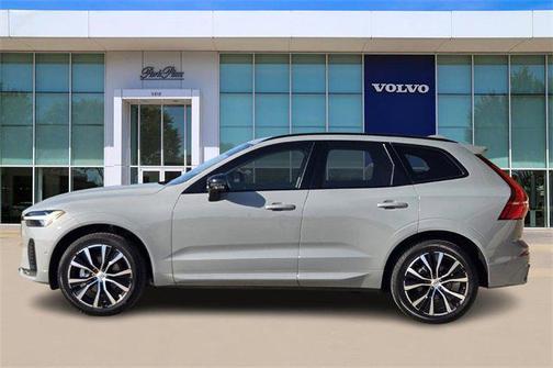 2025 Volvo XC60 B5 Plus