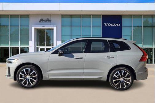 2025 Volvo XC60 B5 Plus