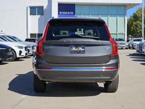 2025 Volvo XC90 B6 Ultra