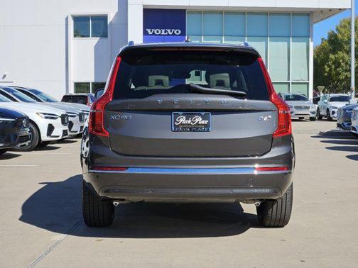 2025 Volvo XC90 B6 Ultra