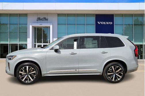 2025 Volvo XC90 B5 Core