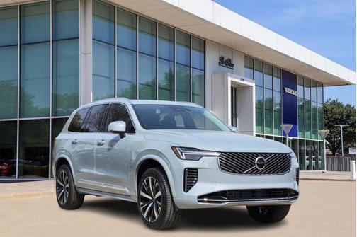 2025 Volvo XC90 B5 Core