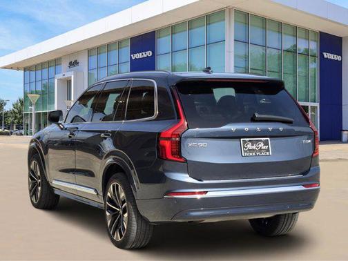 2025 Volvo XC90 Plug-In Hybrid T8 Plus 7-Seater