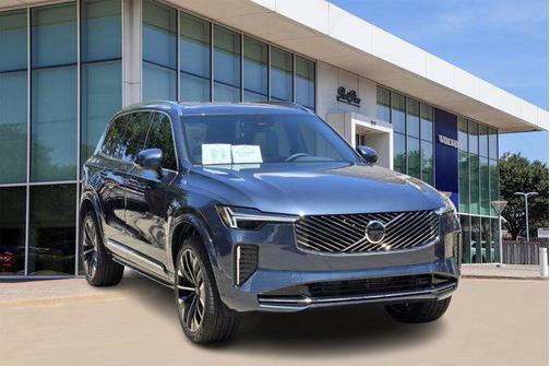 2025 Volvo XC90 B5 Plus 7-Seater