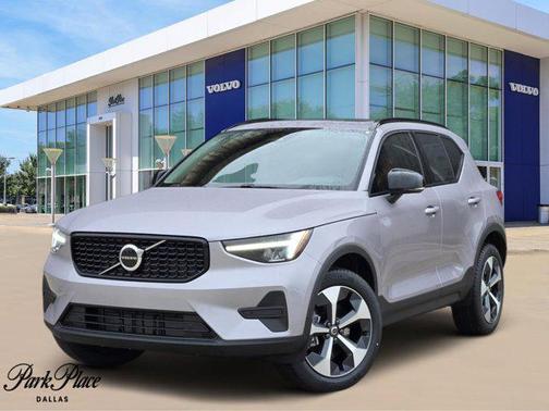 2026 Volvo XC40 Core, B4 FWD Gas (mild hybrid), Dark