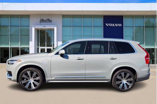 2025 Volvo XC90 Plug-In Hybrid T8 Ultra 7-Seater
