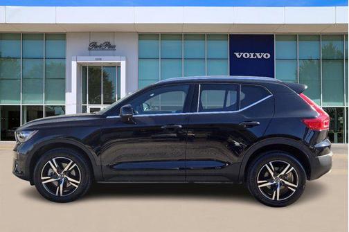 2024 Volvo XC40 B5 Core Bright Theme