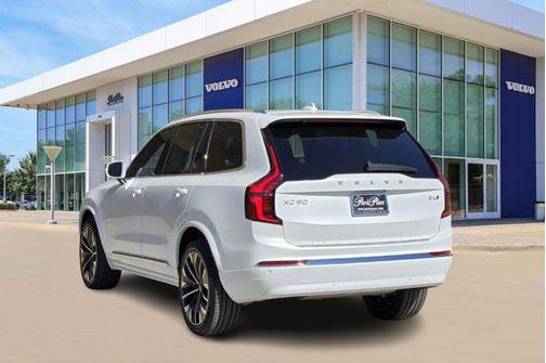 2026 Volvo XC90 B6 Plus 7-Seater