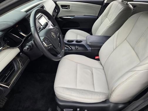 Attitude Black 2014 Toyota Avalon XLE Premium