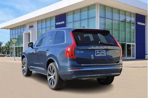 2025 Volvo XC90 B6 Plus 7-Seater