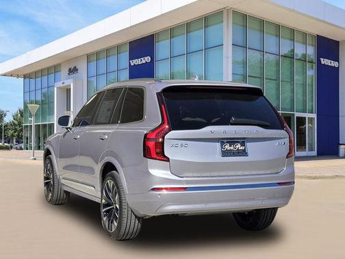 2026 Volvo XC90 B6 Plus 7-Seater
