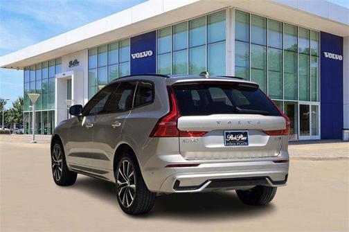 2025 Volvo XC60 B5 Plus
