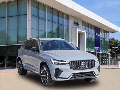 2026 Volvo XC60 B5 Ultra