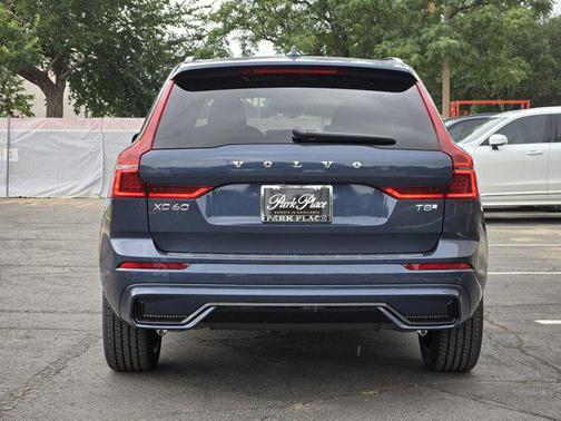 2026 Volvo XC60 B5 Ultra