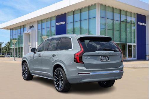 2026 Volvo XC90 B5 Plus 7-Seater